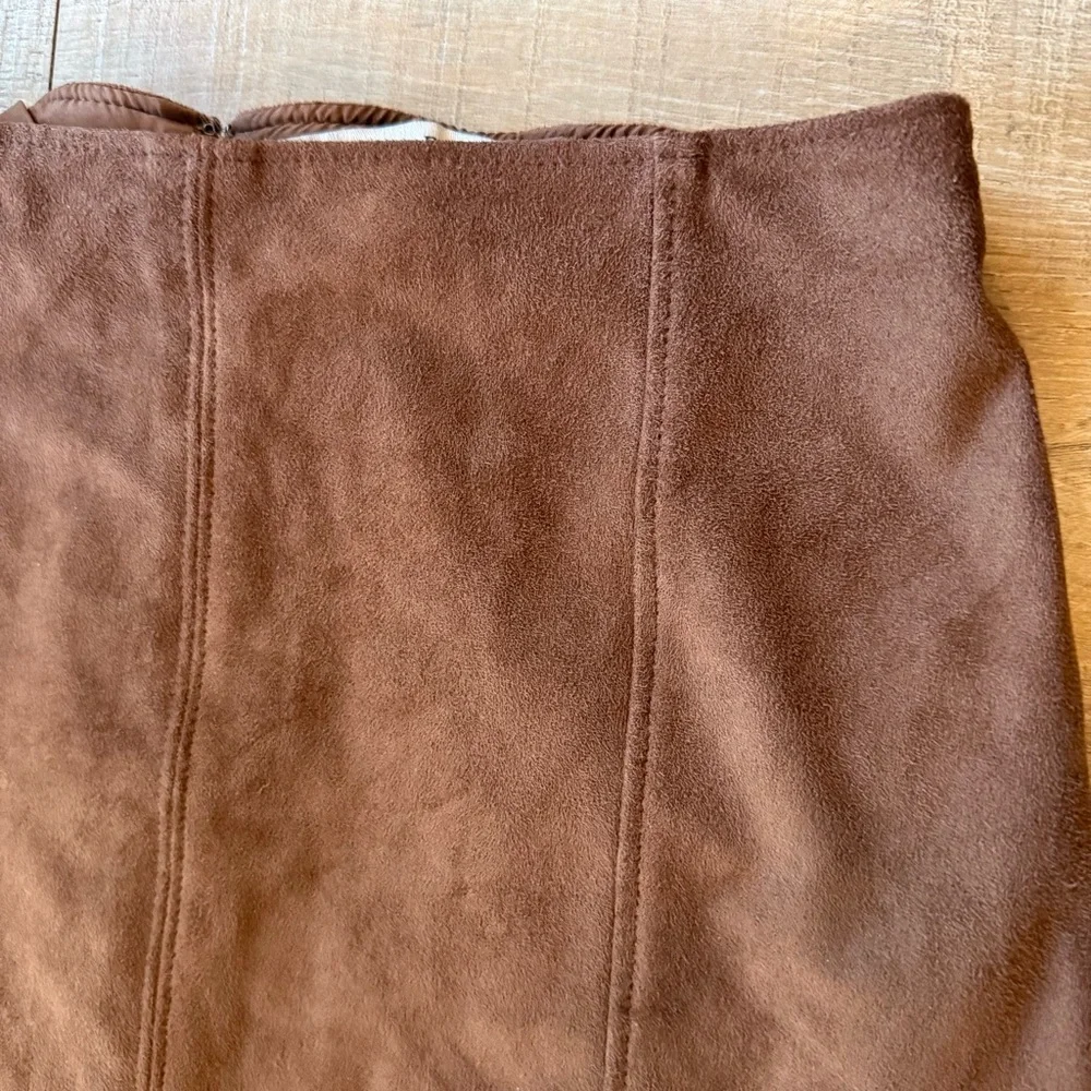 Abercrombie & Fitch Chocolate Brown Vegan Suede A-Line Zip Mini Skirt XS twee